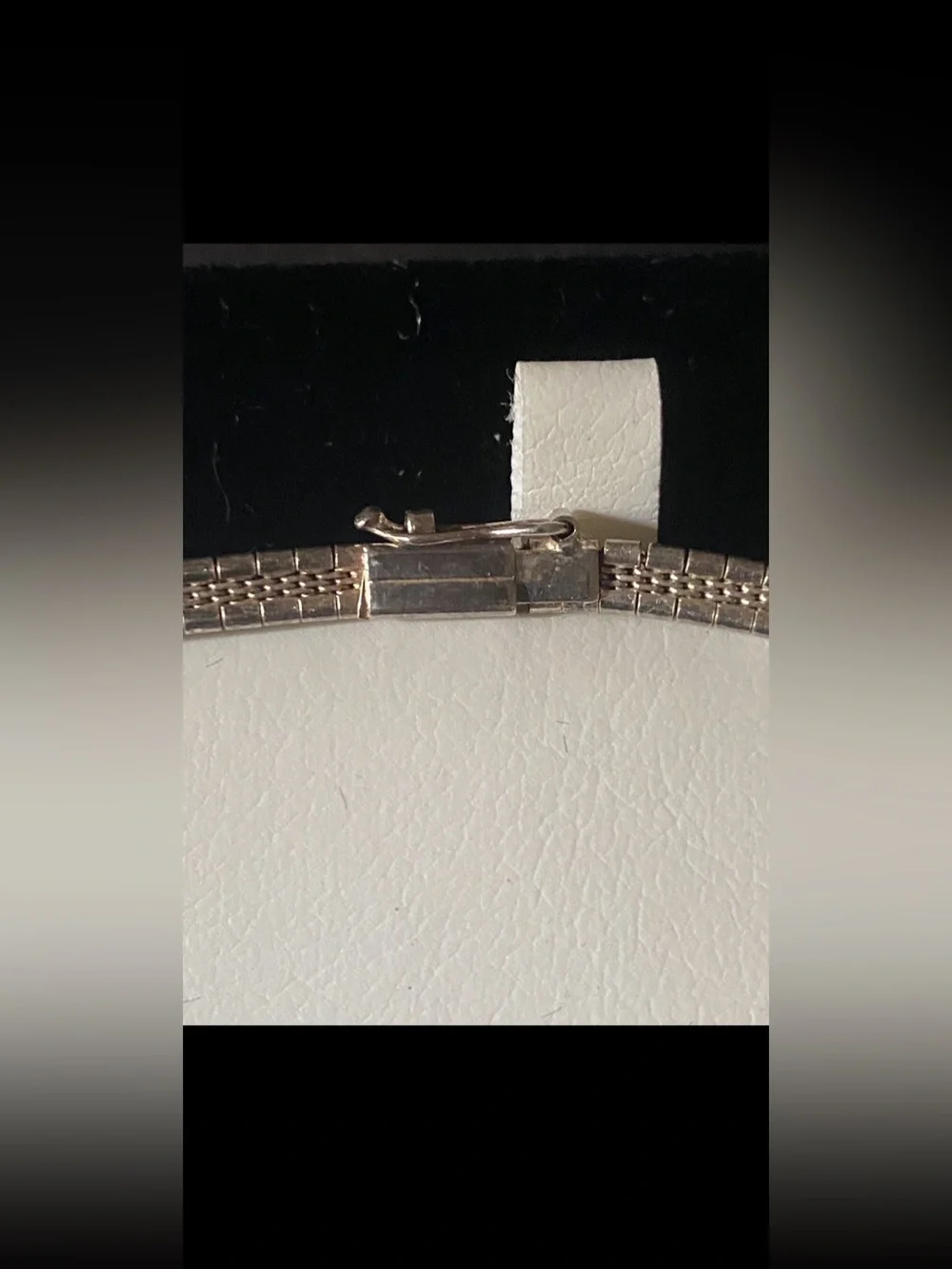 925 Italy Sterling Silver, Textured V-Shaped Necklace 16 inch. Vintage Italian.